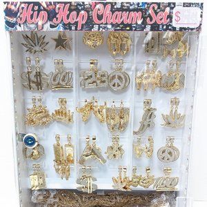 Lockets & chain set with display 60Ct